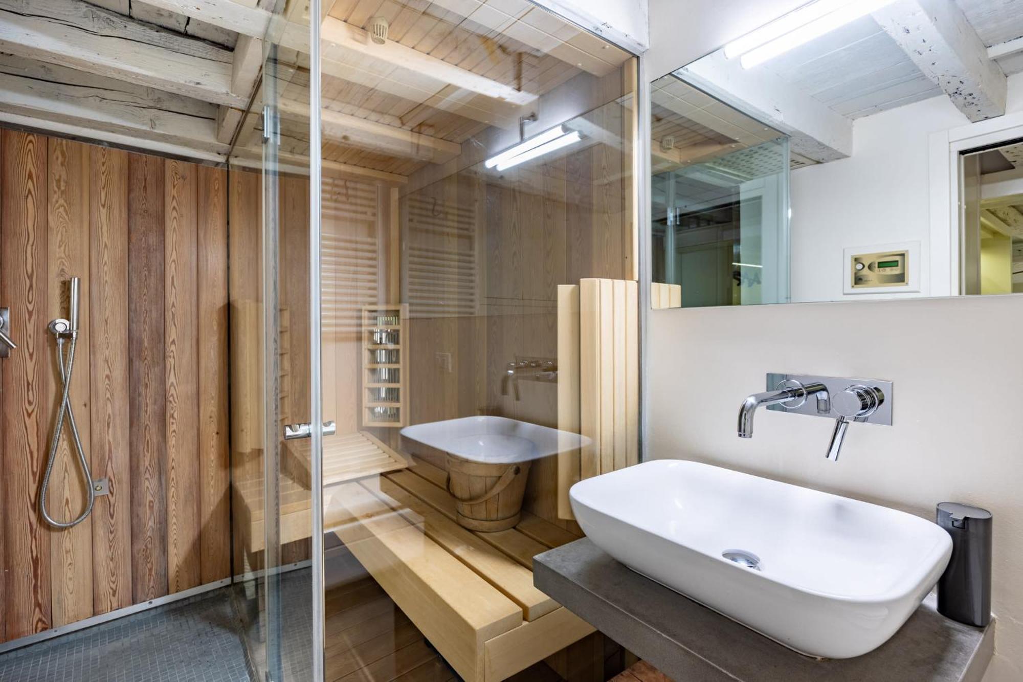 Luxury Duplex Flat With Sauna Few Steps From Duomo Milano